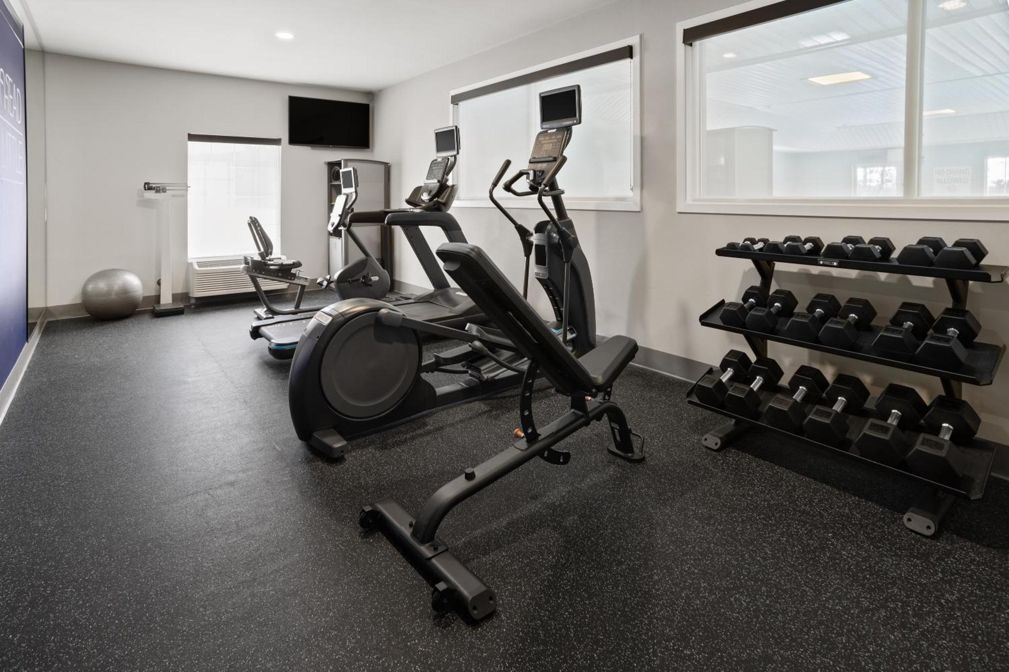 Holiday Inn Express Hotel & Suites Brattleboro By Ihg Экстерьер фото